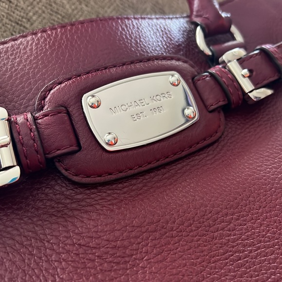 Michael Kors Hamilton Satchel - Picture 8 of 17